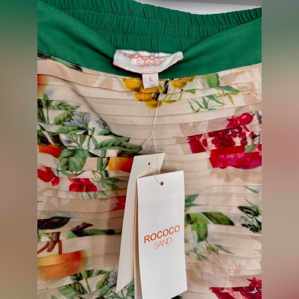 Rococo Sand Floral Skirt with Green and Red Accents - Picture 9 of 9